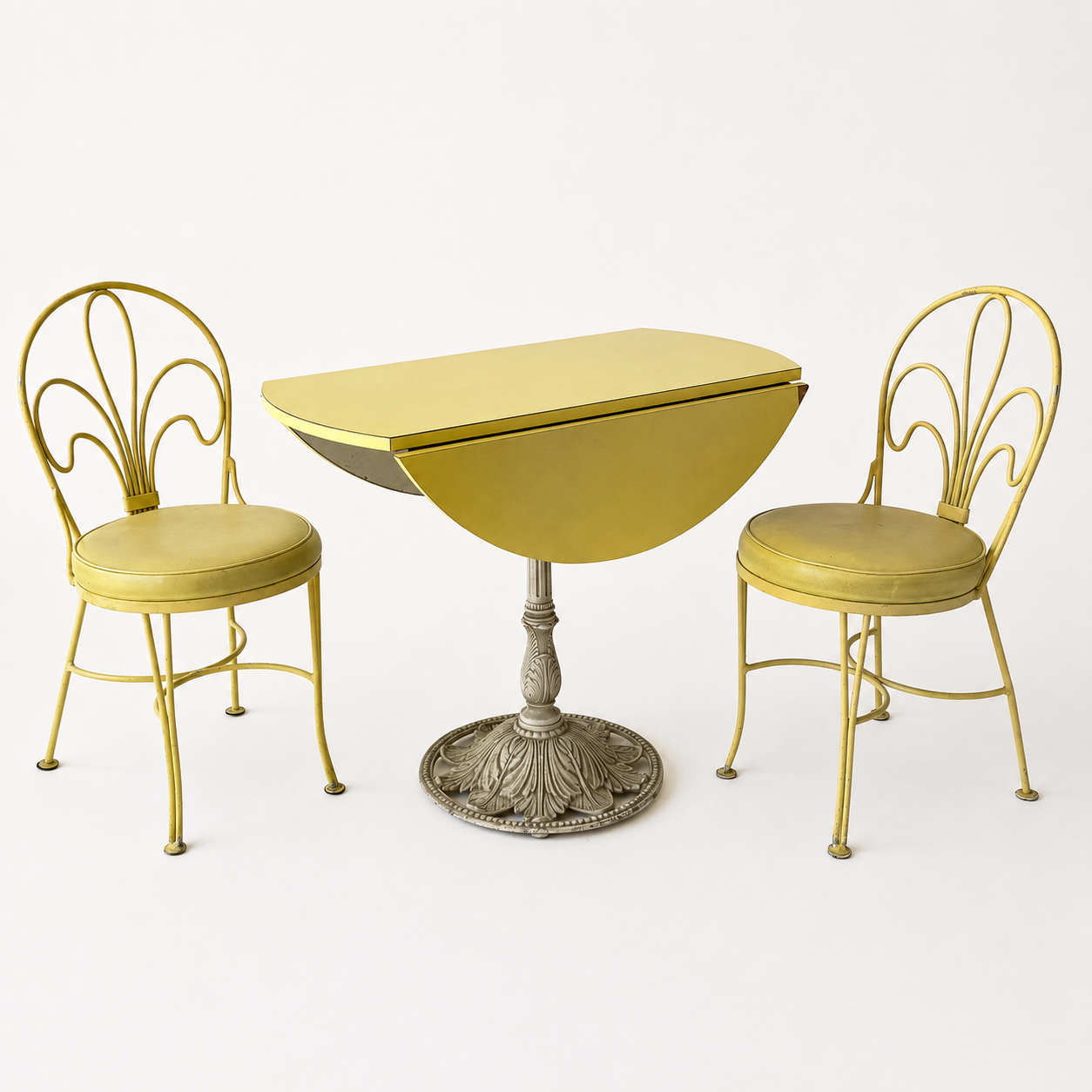 OD009 VINTAGE DISTRESSED YELLOW LAMINATE DROPLEAF BISTRO TABLE WITH CAST IRON BASE & FOUR CHAIR