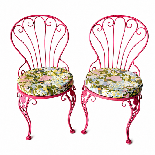 OD016.2A SET OF TWO PINK IRON PATIO CHAIRS