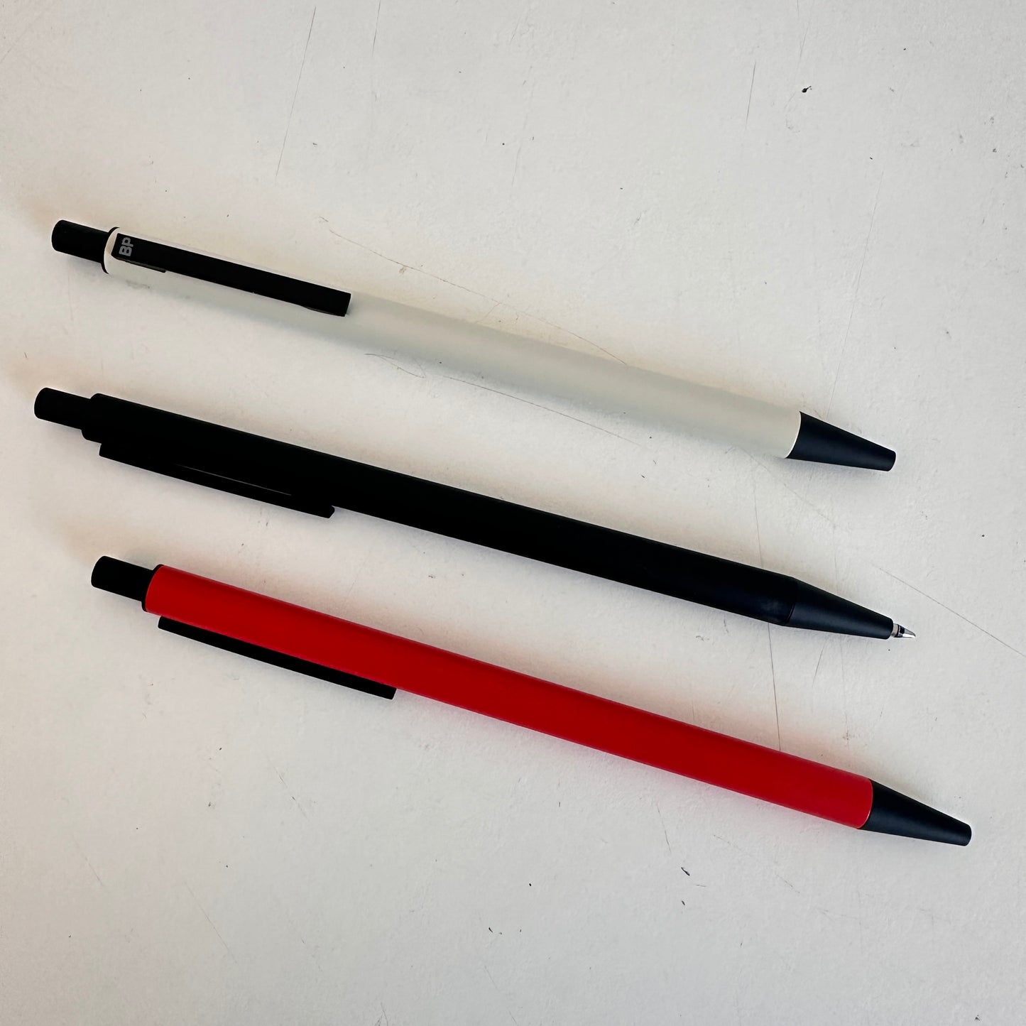 OF017 SET OF 3 HELVETICA BALLPOINT PENS