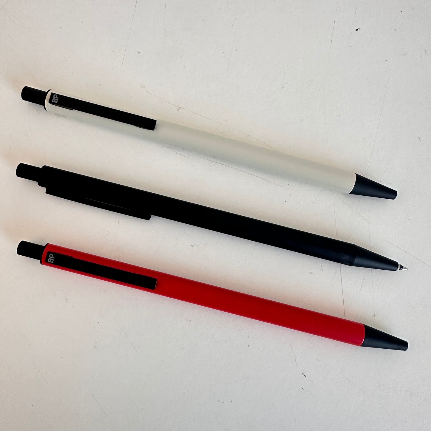 OF017 SET OF 3 HELVETICA BALLPOINT PENS