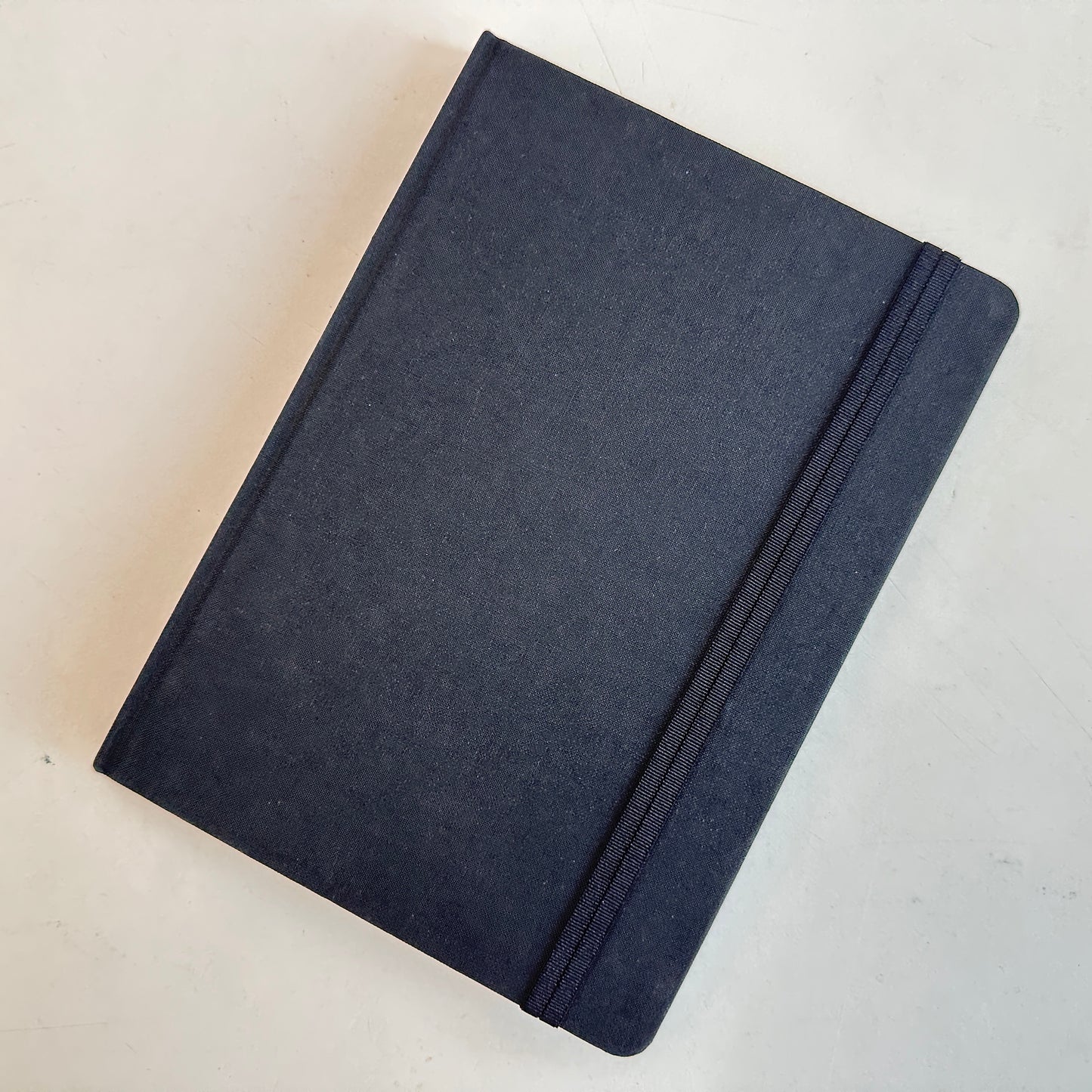 OF018 BLACK LINEN GRAPH PAPER NOTEBOOK