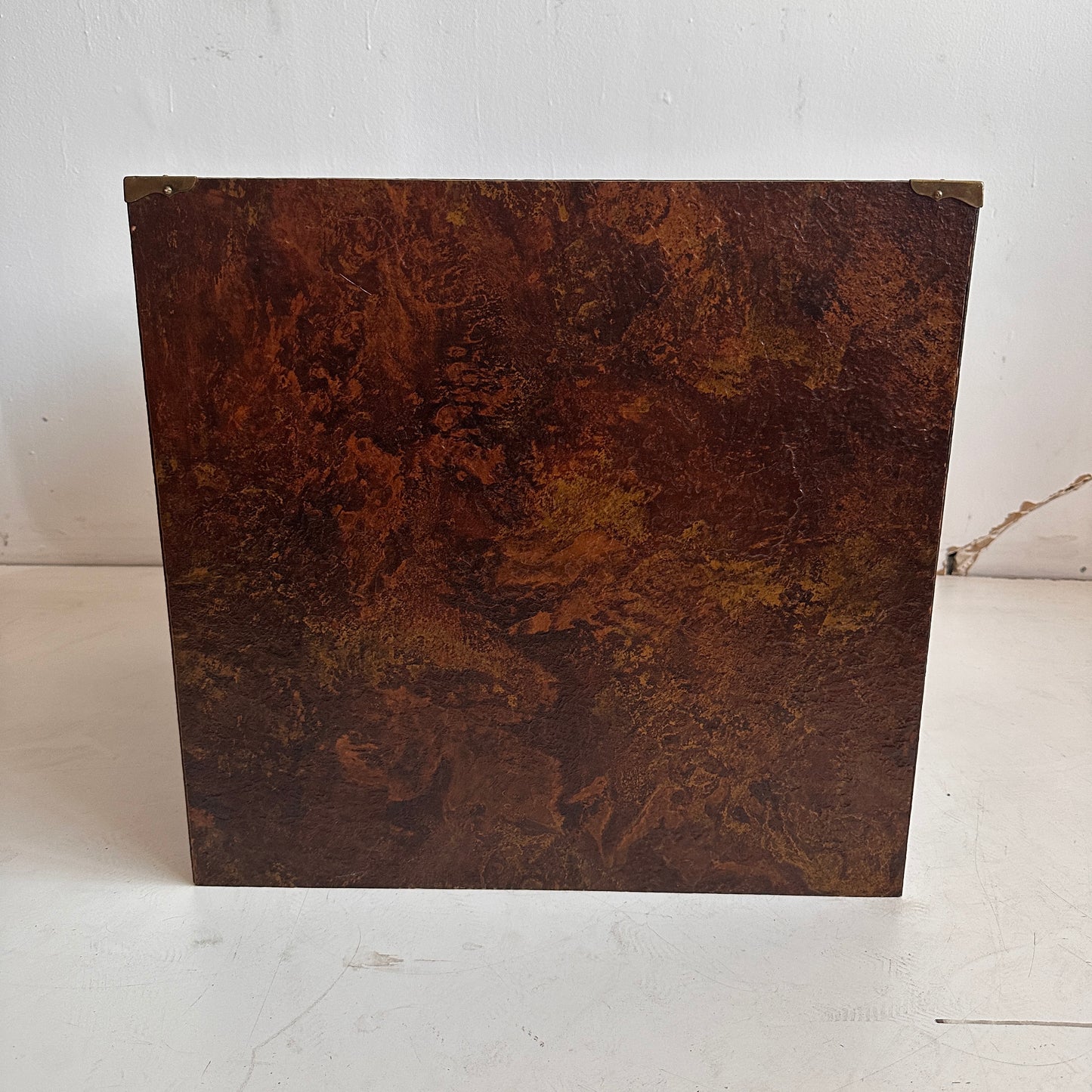 PD009 PAUL EVANS STYLE CUBE