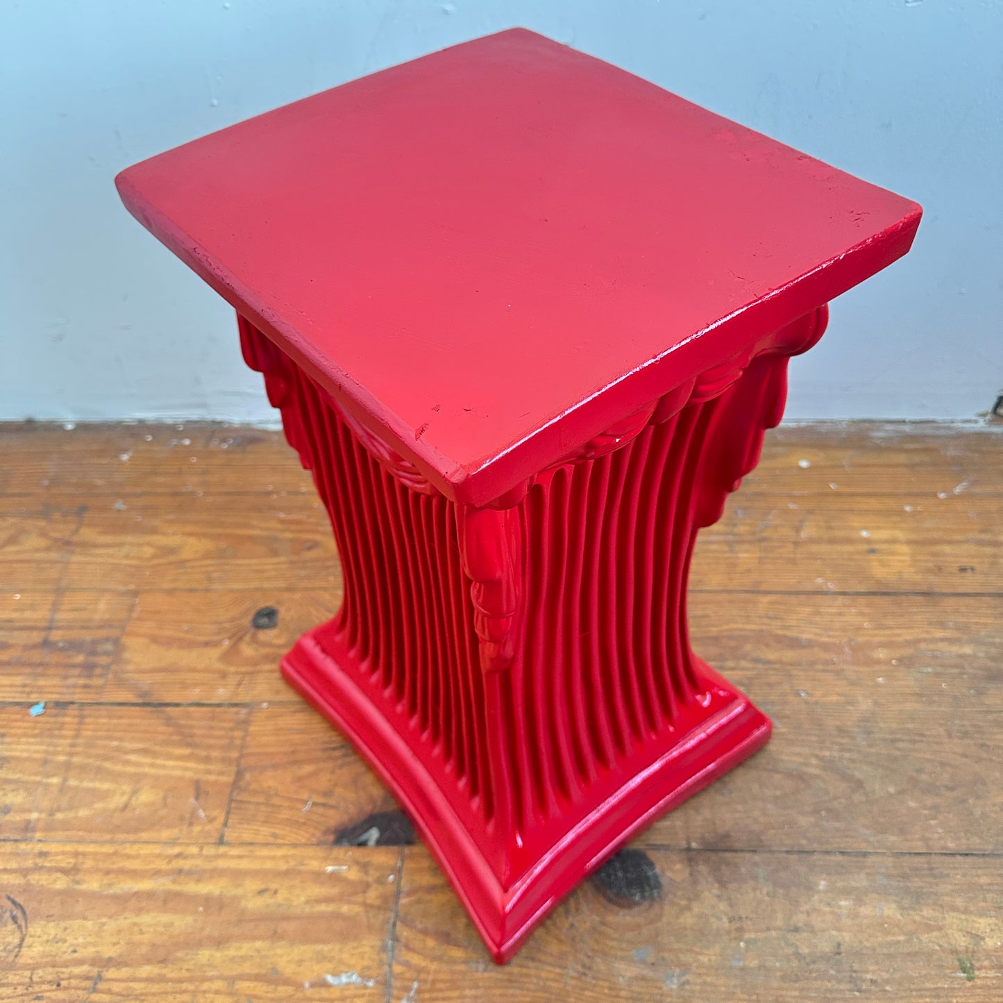 PD015 PAINTABLE PEDESTAL