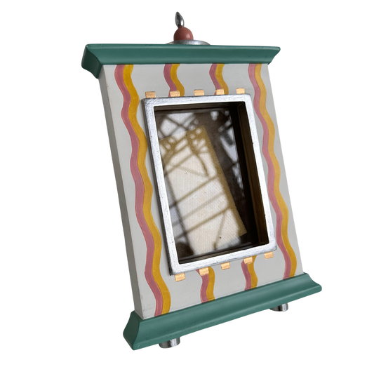 PF006 SQUIGGLE PICTURE FRAME