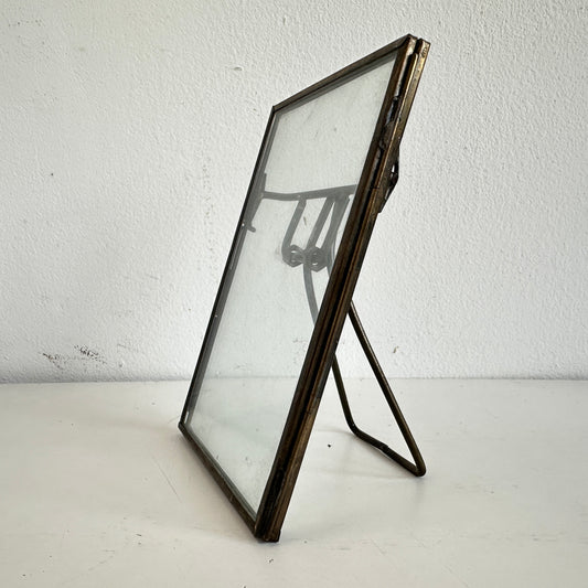 PF007 BRASS & GLASS TABLETOP PICTURE FRAME