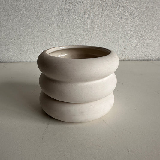 PL001 CCKW WHITE CERAMIC MINI PLANTER