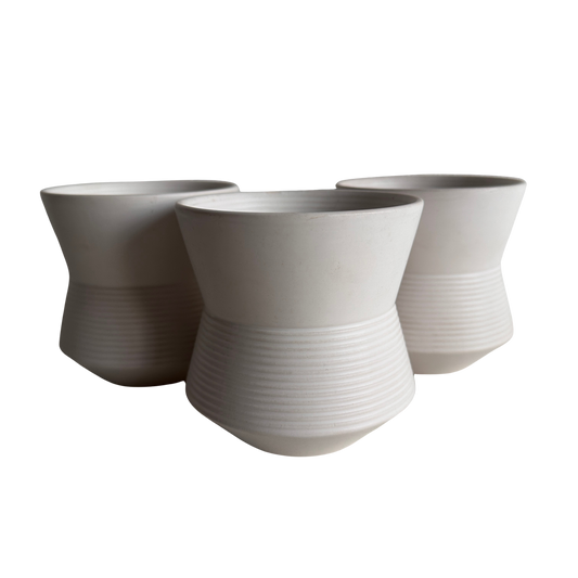 PL010 SET OF THREE BOWLES WHITE PLANTERS