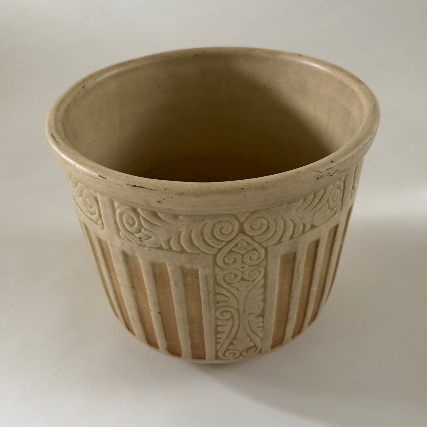 PL015 CREAM DECO PLANTER
