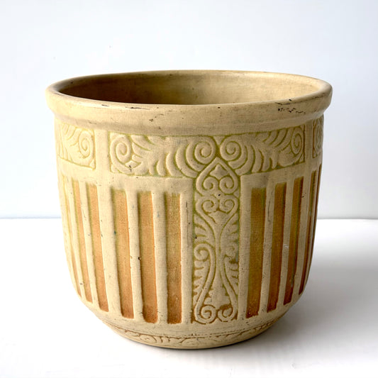 PL015 CREAM JARDINIERE PLANTER
