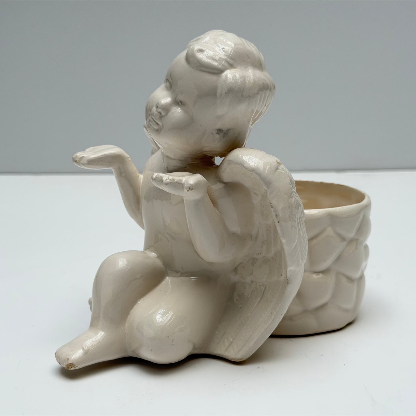 PL016 BABY ANGEL CERAMIC PLANTER