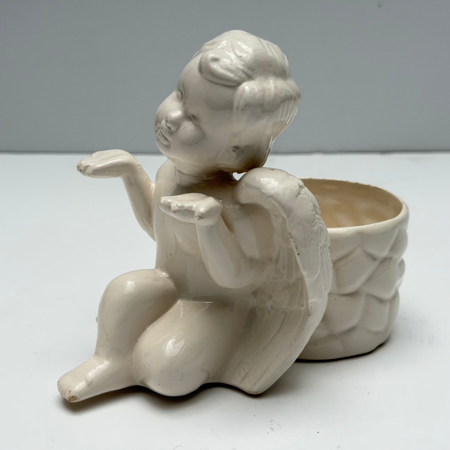 PL016 BABY ANGEL CERAMIC PLANTER
