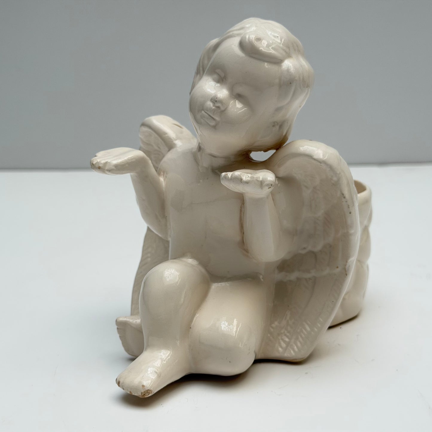 PL016 BABY ANGEL CERAMIC PLANTER