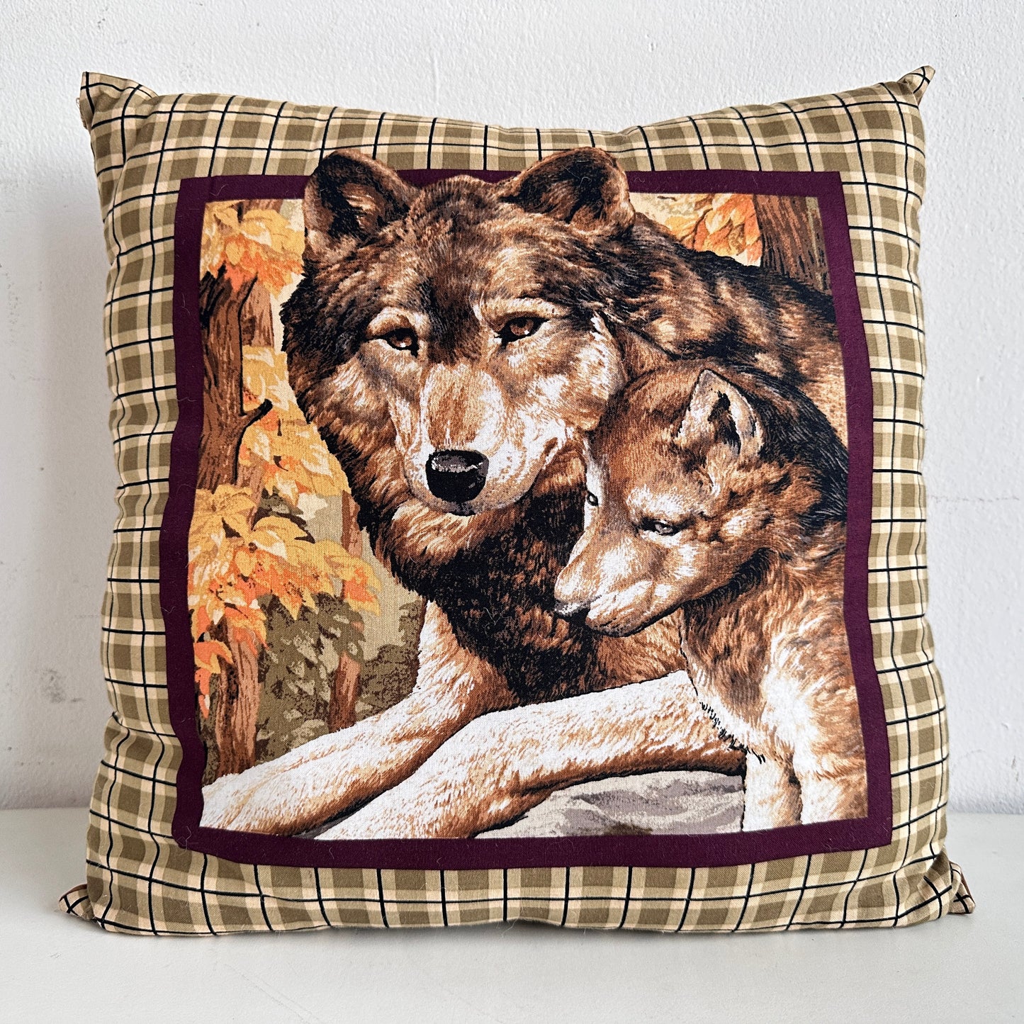 PW028 PLAID WOLF PILLOW