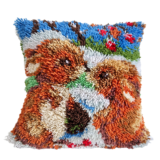PW030 BABY BUNNIES LATCH HOOK PILLOW