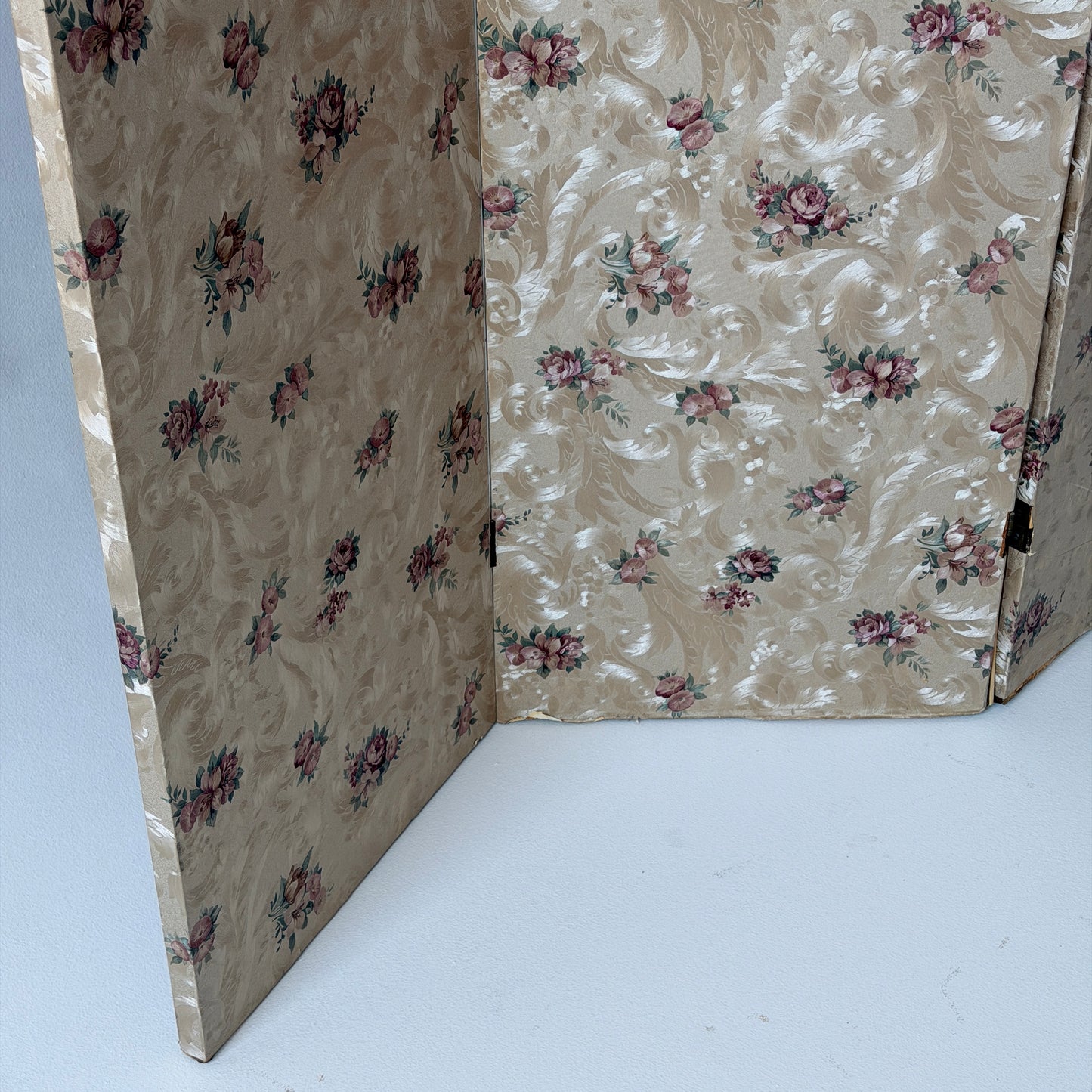 SC002 FLORAL FOLDING SCREEN