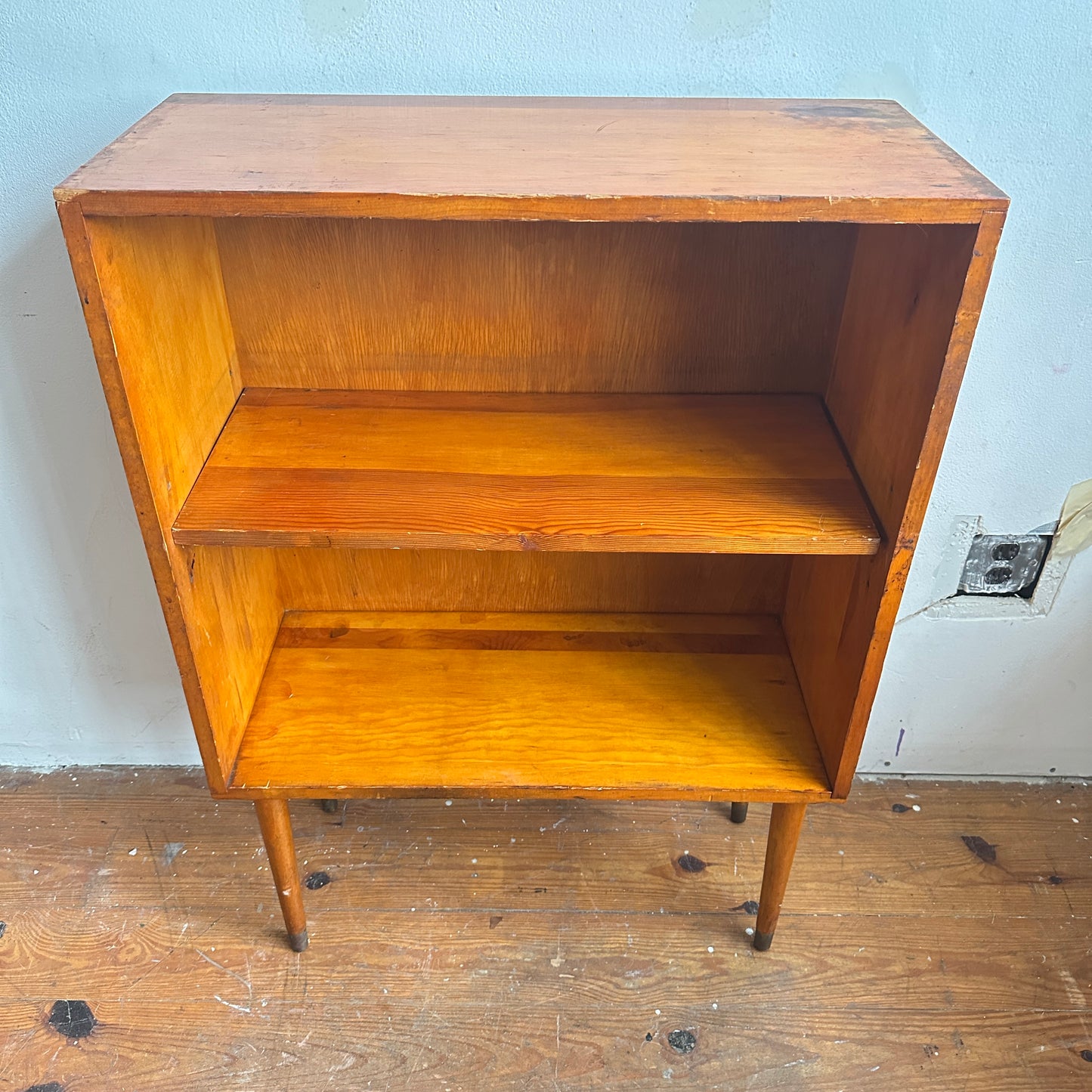 SH002 MID CENTURY WOOD BOOKSHELF
