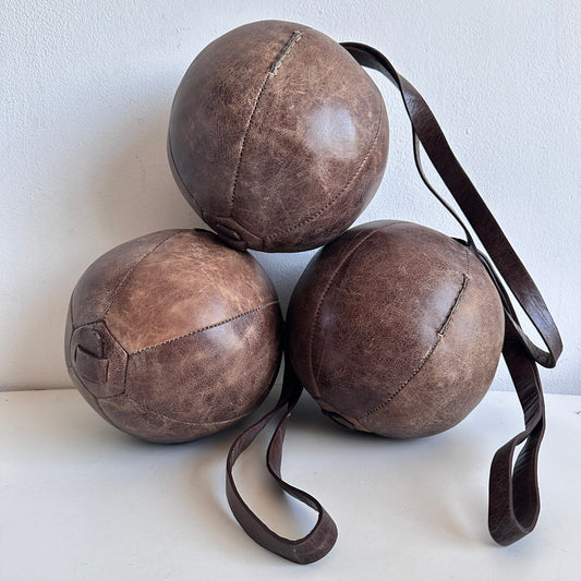 SP021 SET OF 3 LEATHER BOXING BALLS