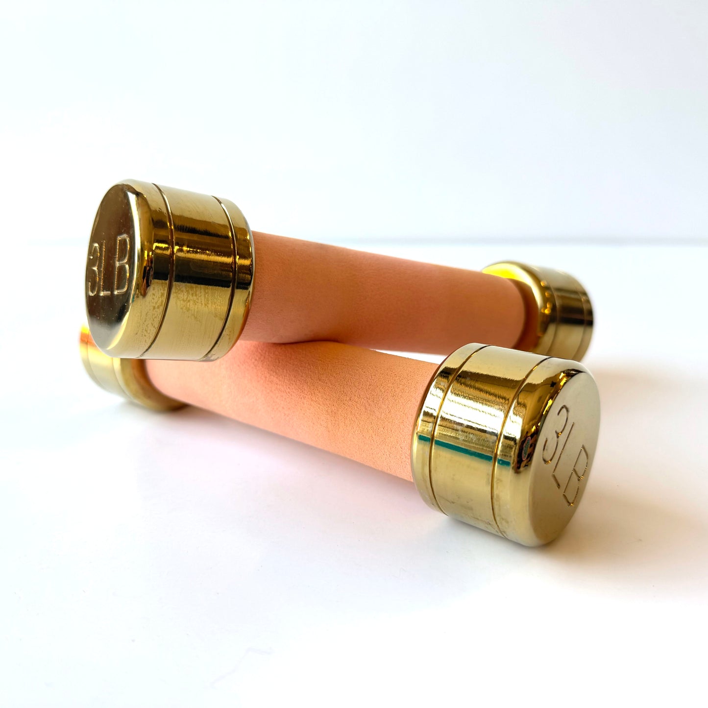 SP035 PINK AND GOLD 3LB WEIGHTS