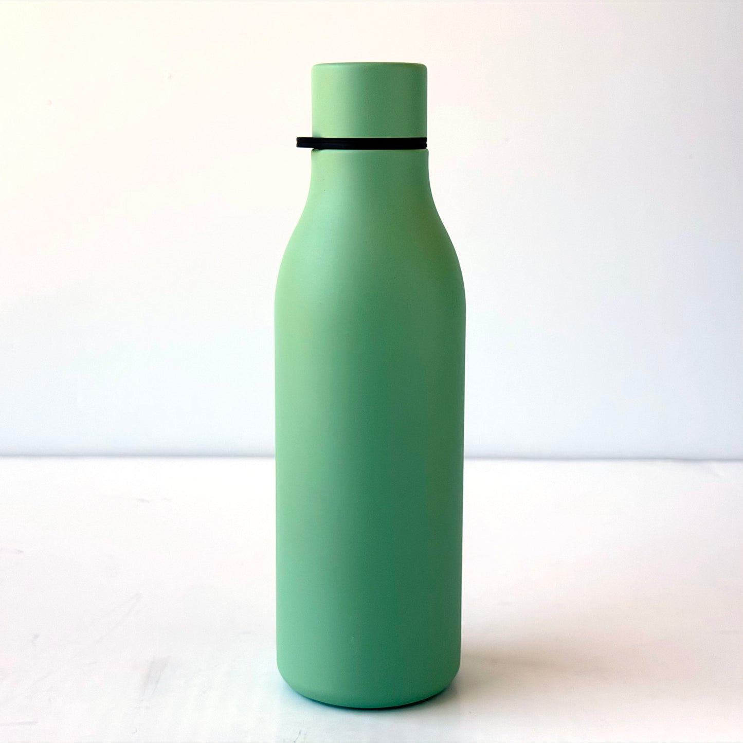 SP046 PASTEL MINT GREEN WATER BOTTLE