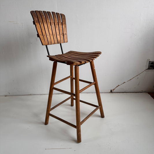 ST001 WOODEN UMANOFF STYLE SLAT STOOL