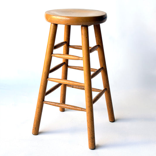 ST003 CHUNKY STOOL