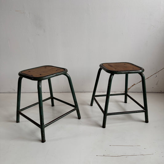ST005 DERRIERE STOOLS