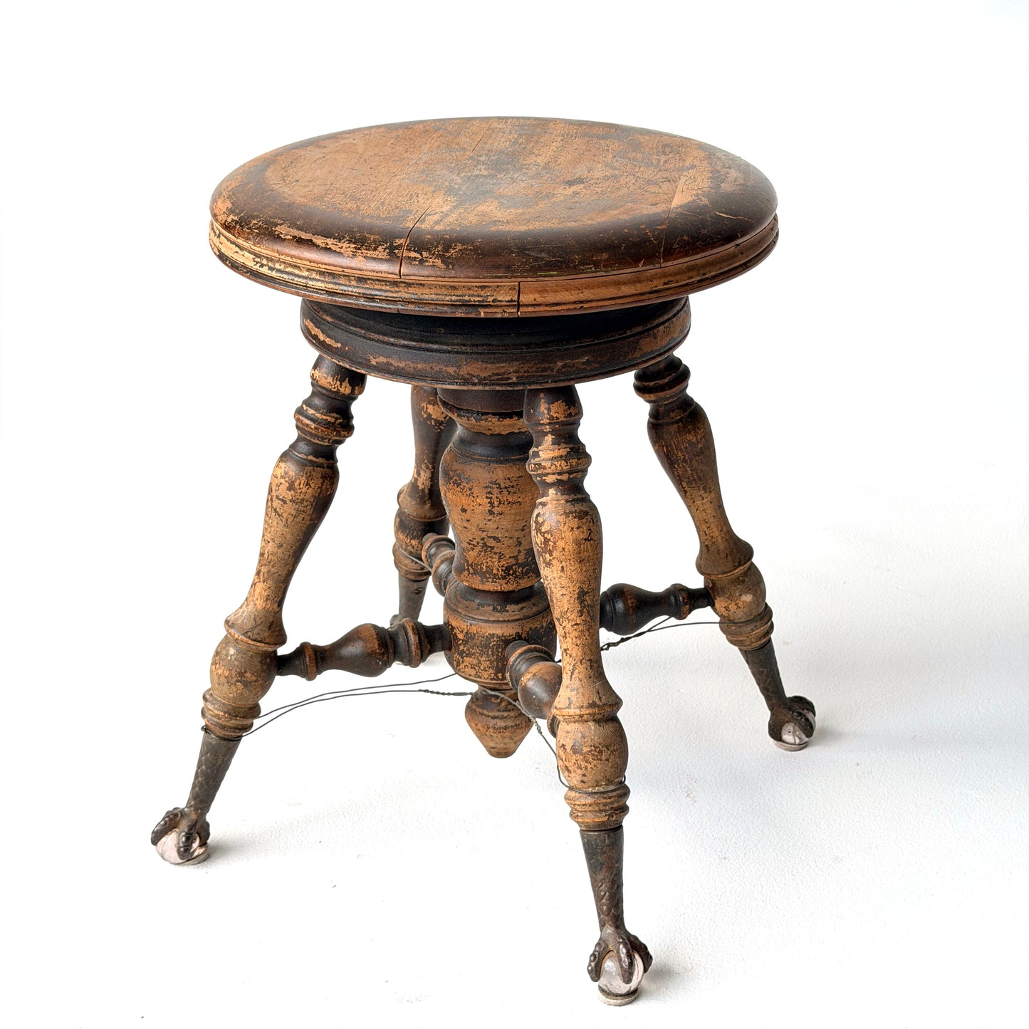 ST012 CLAWFOOT ADJUSTABLE STOOL