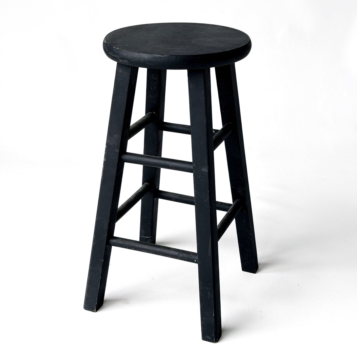 ST014 PAINTABLE QUIF STOOL