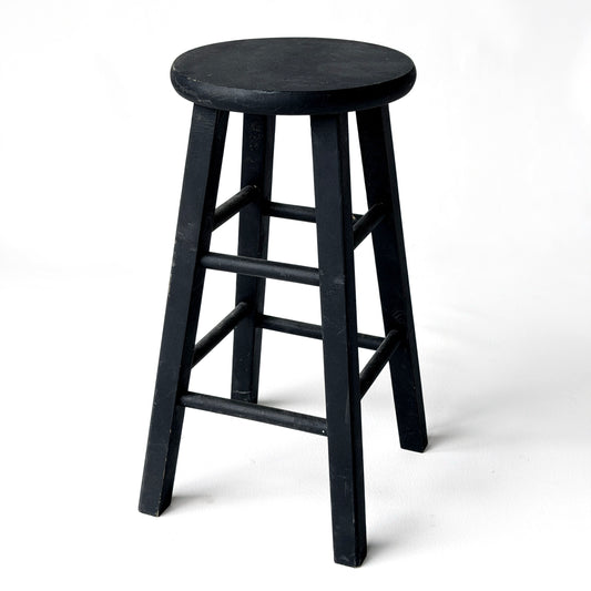 ST014 PAINTABLE QUIF STOOL