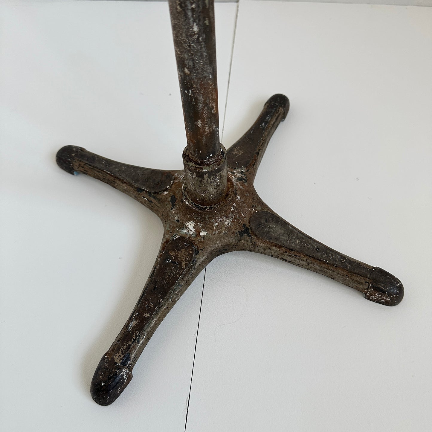 ST020 GREEN PATINA INDUSTRIAL SWIVEL STOOL