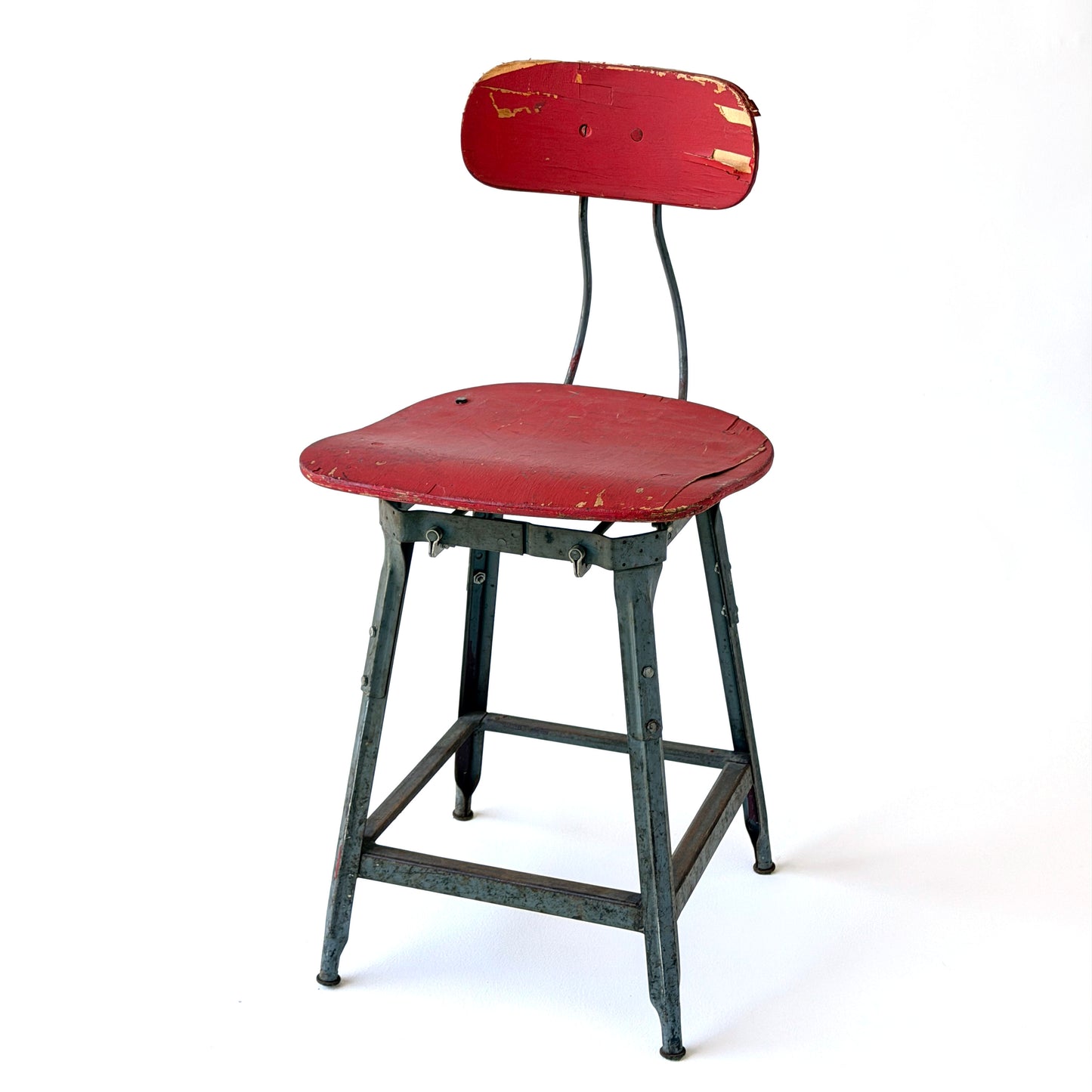 ST023 DISTRESSED RED SHOP STOOL