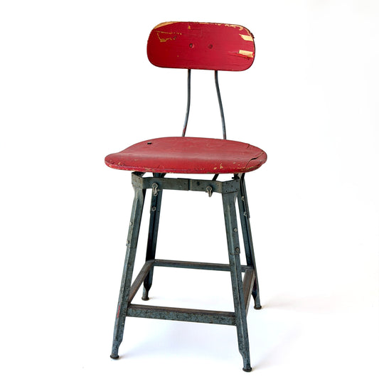 ST023 DISTRESSED RED SHOP STOOL