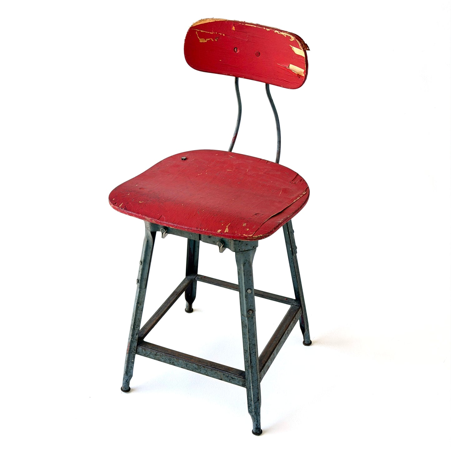 ST023 DISTRESSED RED SHOP STOOL