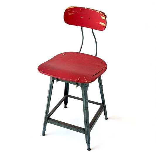 ST023 DISTRESSED RED SHOP STOOL