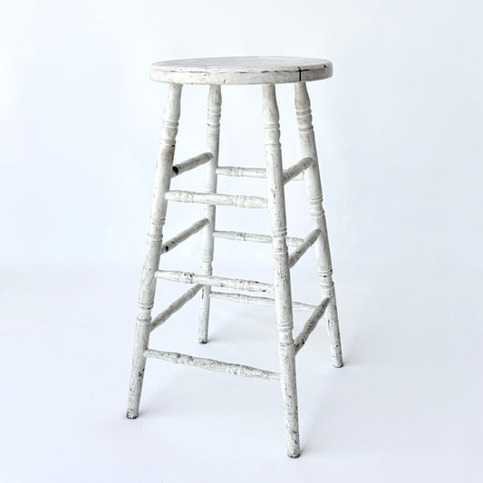 ST024 RUSTIC WHITE STOOL