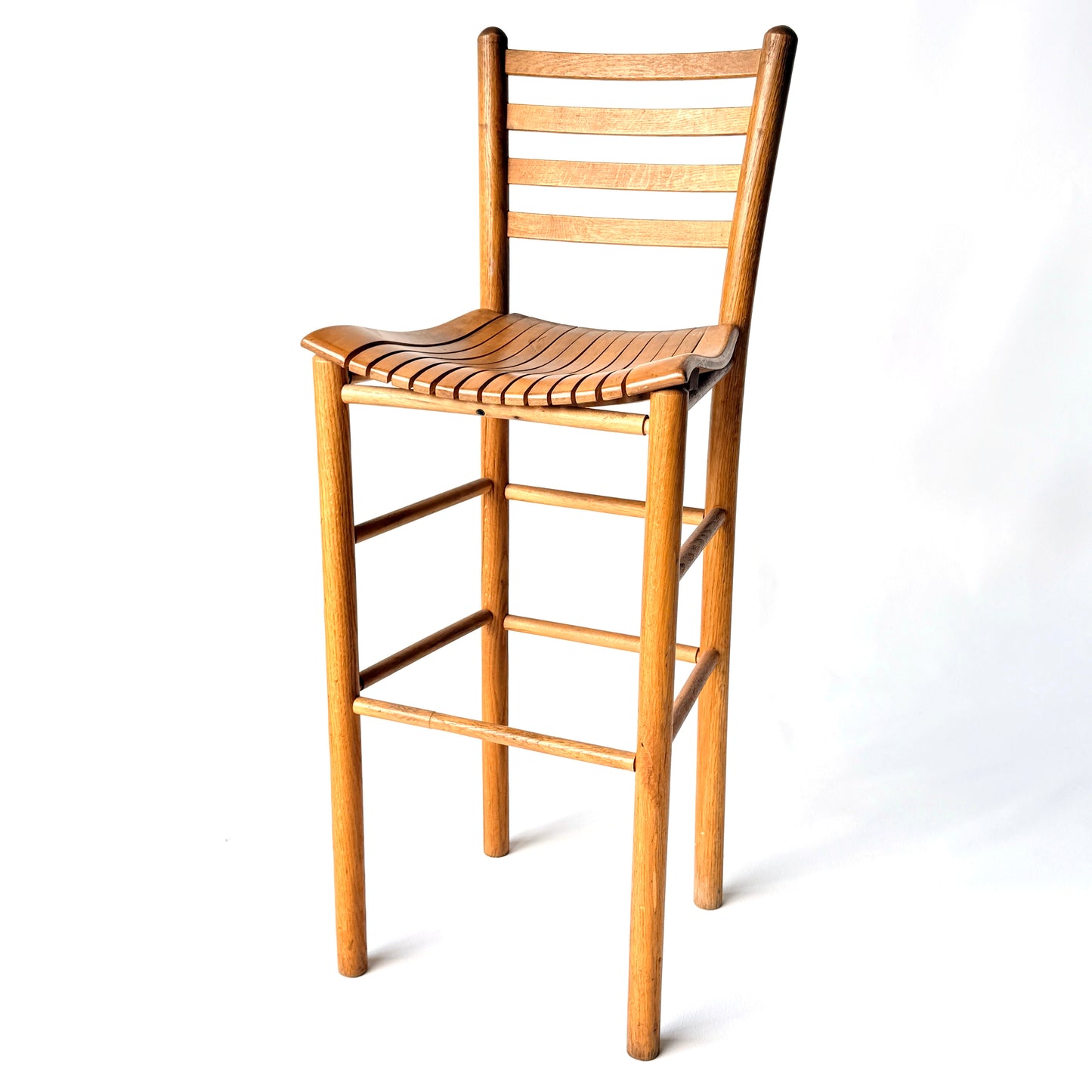 ST025 LADDER BACK SLATTED WOOD BARSTOOL