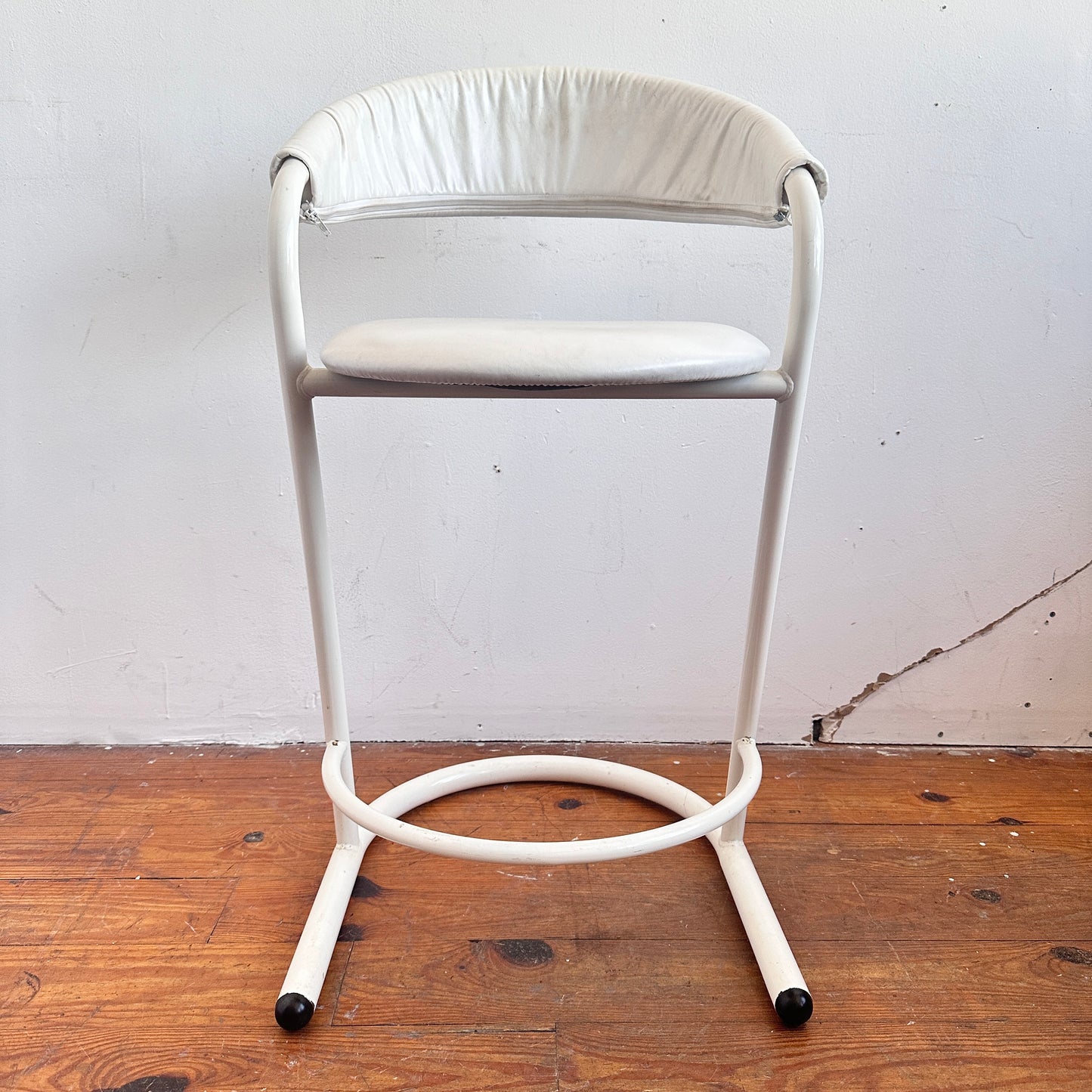 ST030 WHITE AMISCO BAR STOOL