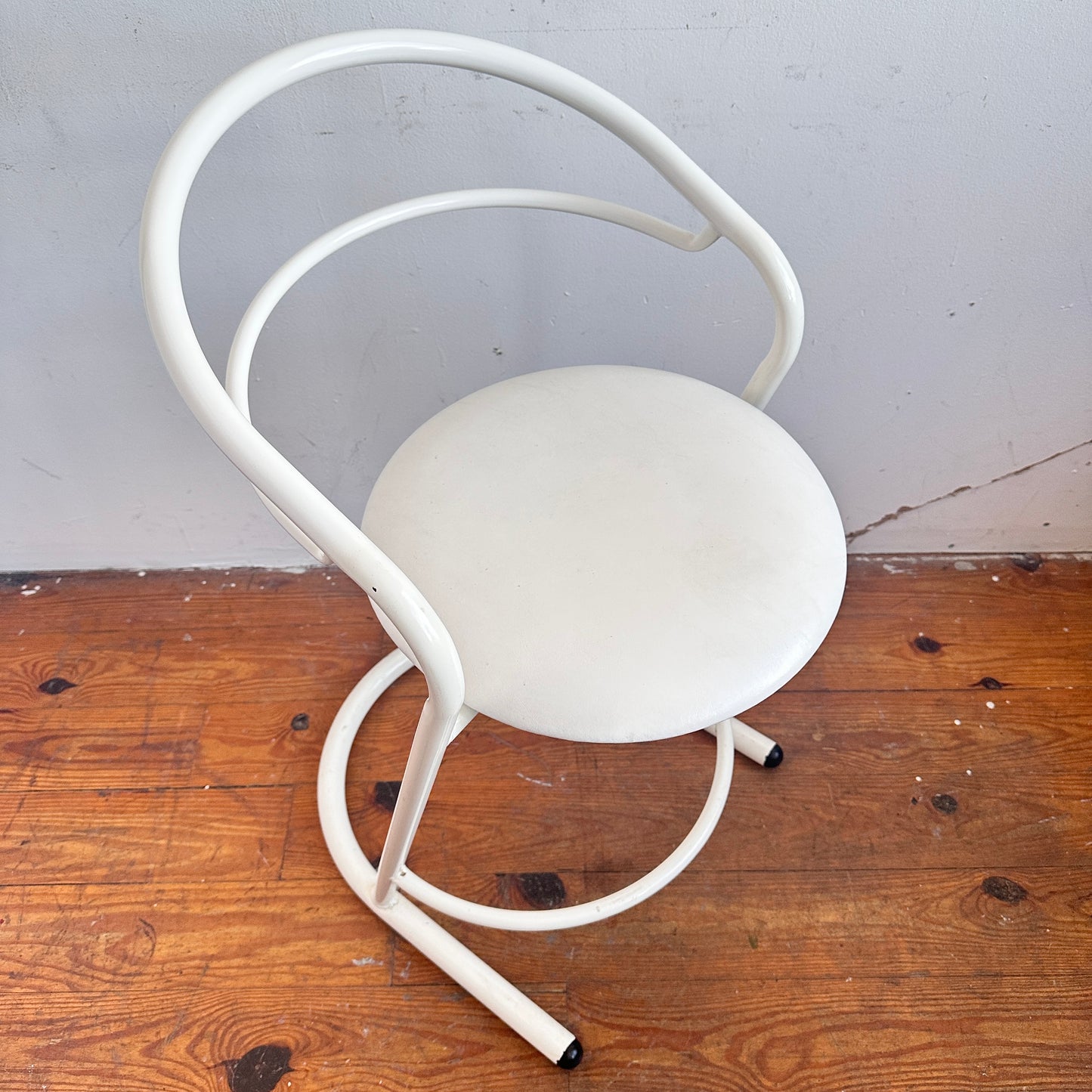 ST030 WHITE AMISCO BAR STOOL
