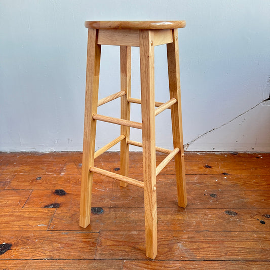 ST032 BASIC BLOND WOOD STOOL