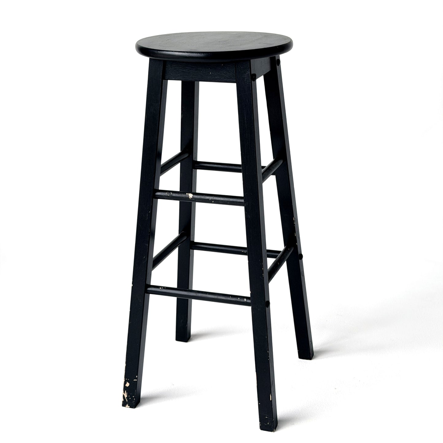 ST033 BASIC BLACK WOOD STOOL