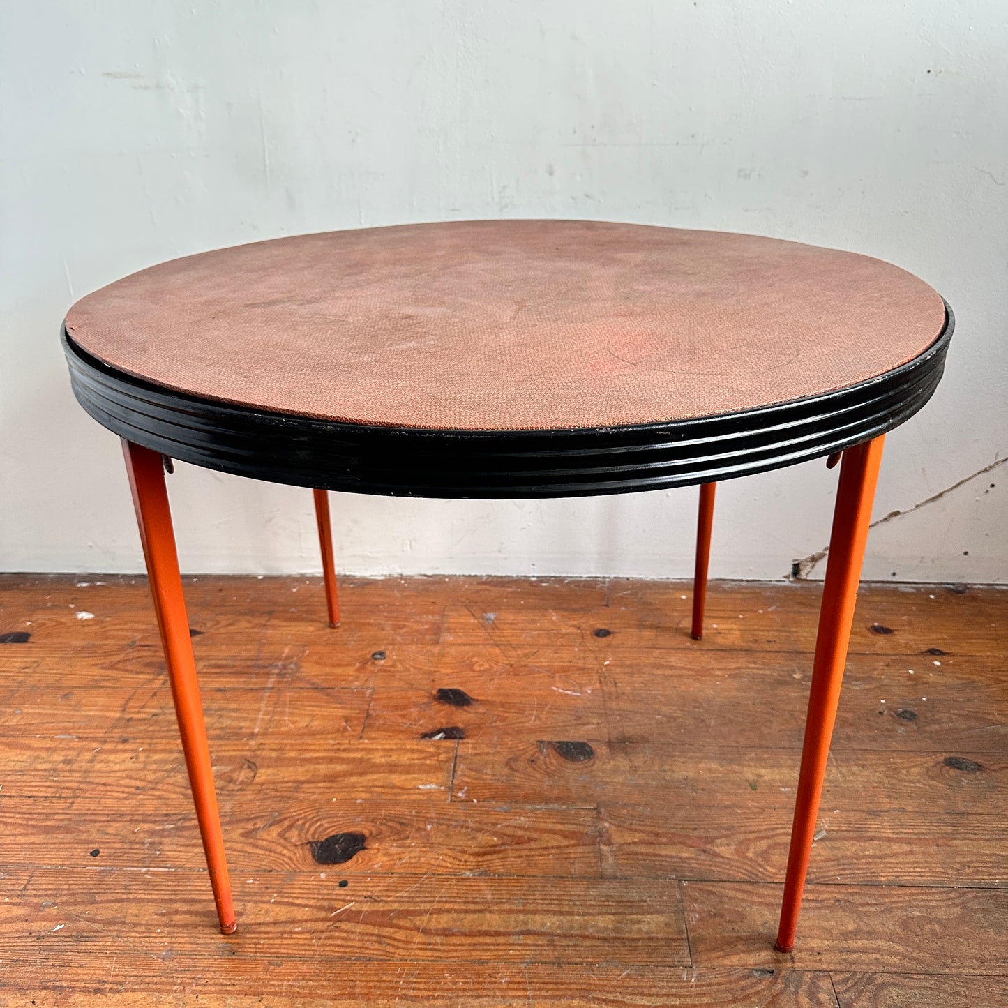 TB021 BLACK & ORANGE ROUND FOLDING TABLE