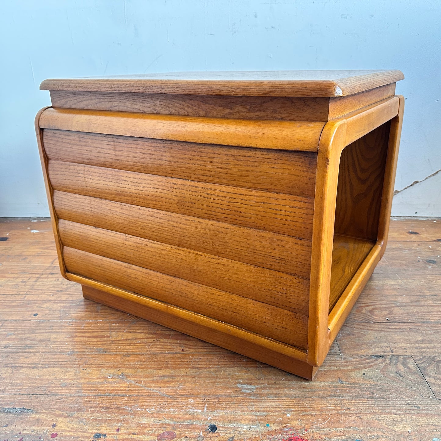 TB022 CHUNKY WOOD SIDE TABLE