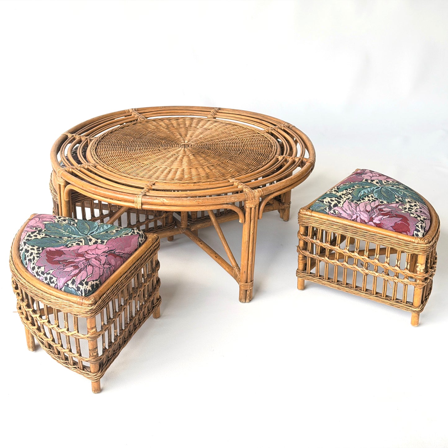 TB039 RATTAN COFFEE TABLE WITH NESTING STOOLS