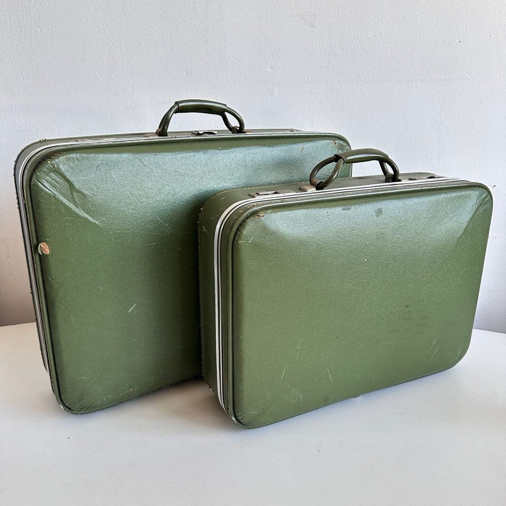 TL006 DISTRESSED GREEN LUGGAGE SET