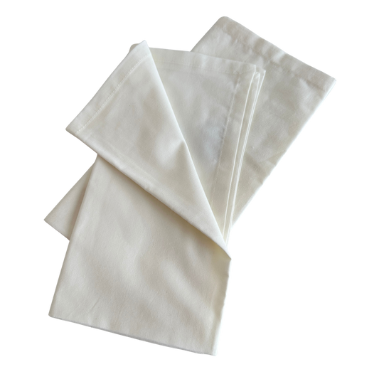 TL008 PAIR OF CREAM CB2 NAPKINS