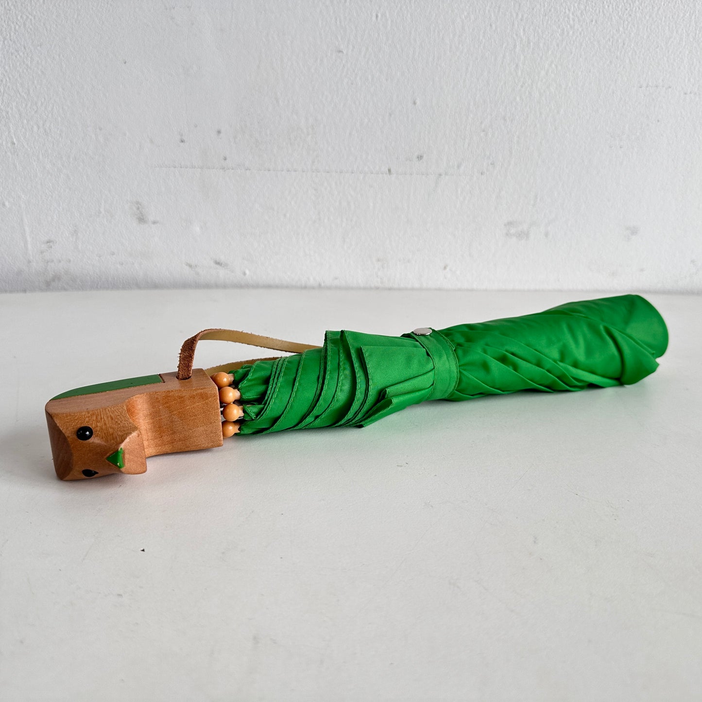 TL012 VINTAGE GREEN CHILDREN'S UMBRELLA