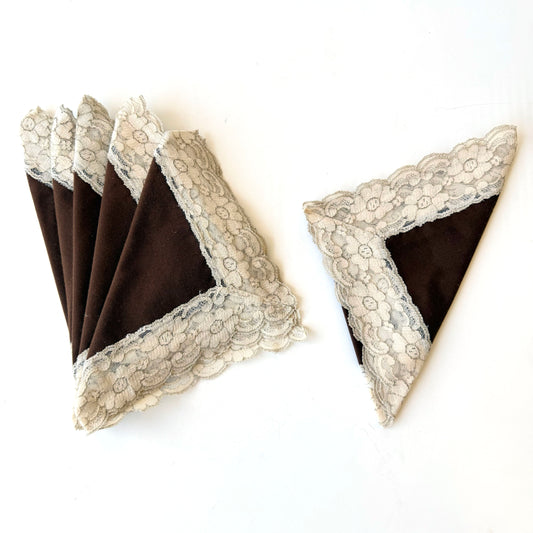 TL015 SET OF 6 BROWN CLOTH & LACE NAPKINS
