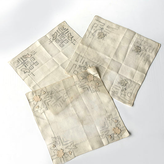TL20 VINTAGE STAINED PINK FLORAL NAPKIN
