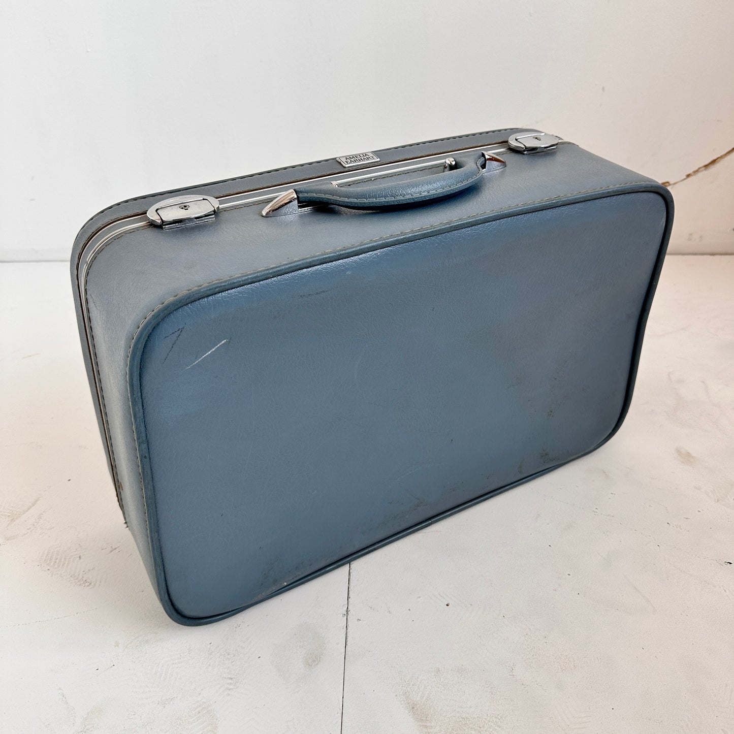 TR003 BLUE AMELIA EARHART SMALL SUITCASE