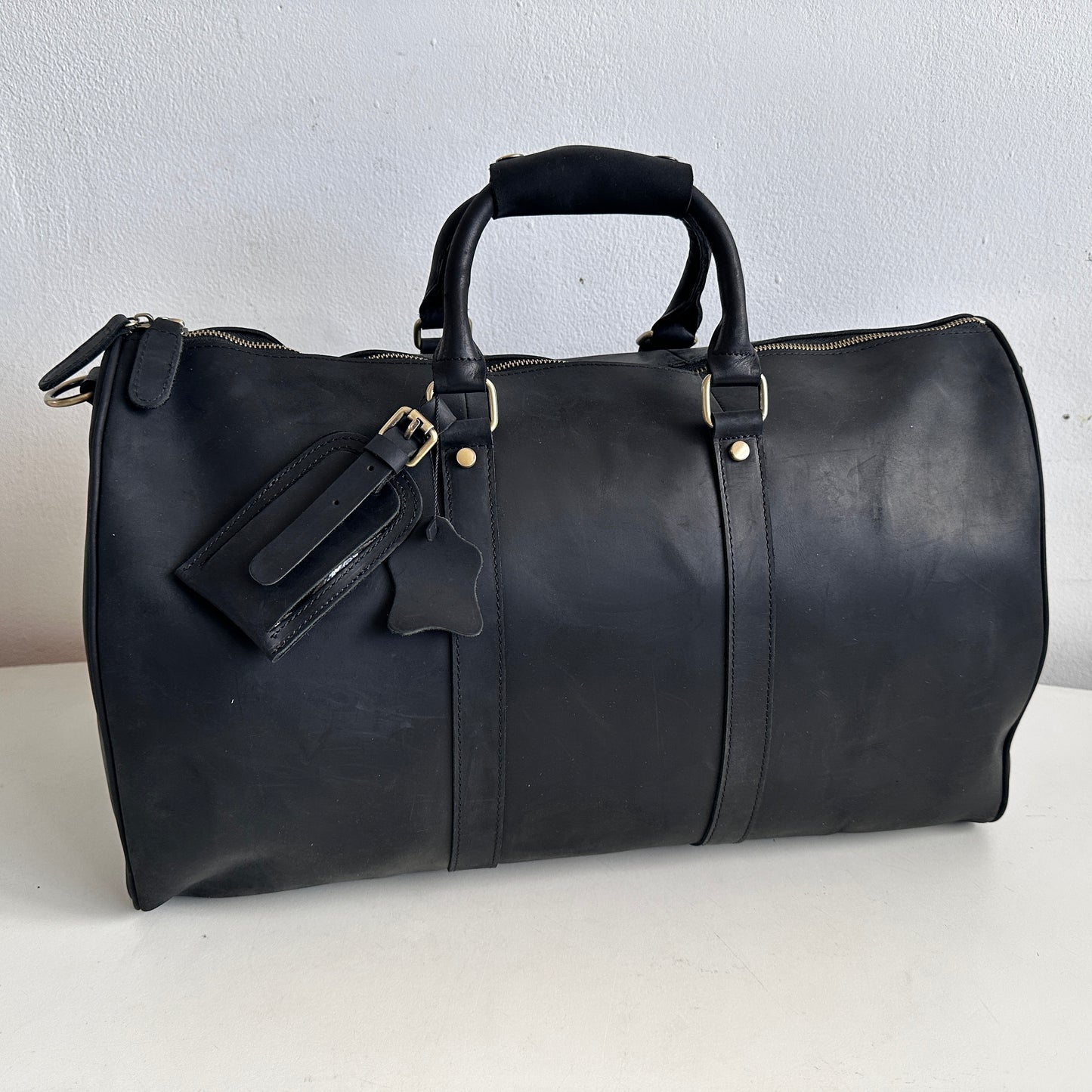 TR011 BLACK LEATHER DUFFEL BAG